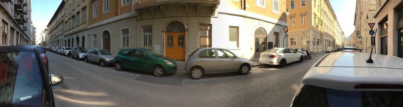 Da Noi Bed and Breakfast Trieste Eksteriør billede